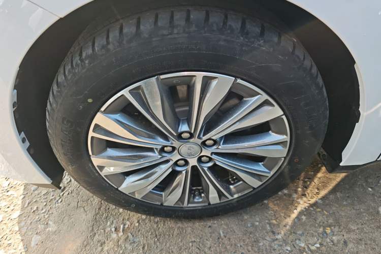 Used Hongqi E-QM5 2024 500km Range Edition
