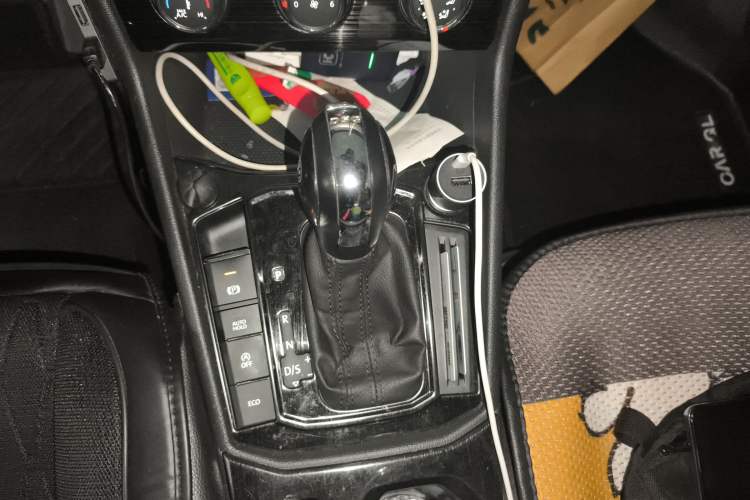 Used Volkswagen Lavida 2019 280TSI DSG Comfort Edition China VI standard Gear Lever