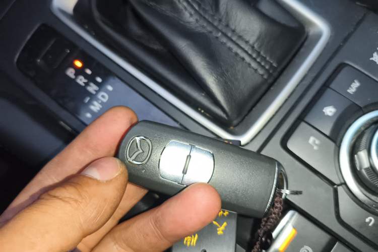 Used Mazda CX-4 2018 2.0L Automatic Two-Wheel Drive Blue Sky Dynamic Version China V Standard