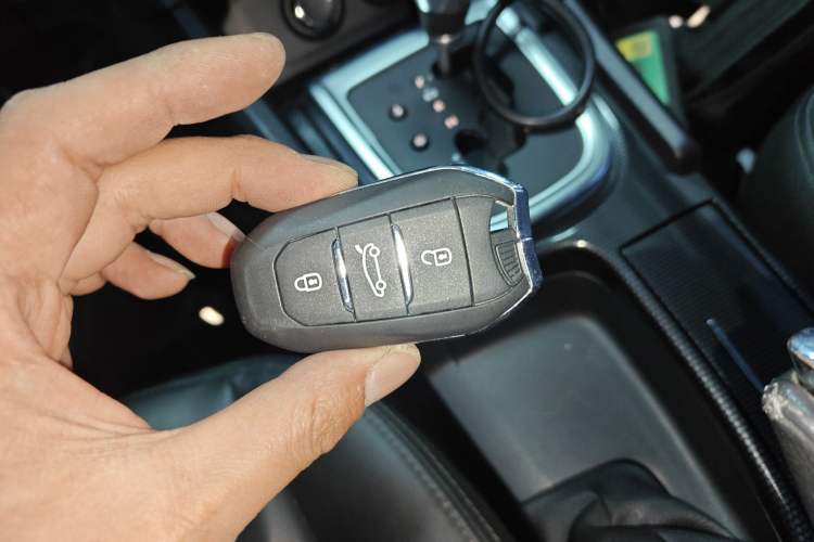 Used Citroen C4L 2014 1.8L Intelligent Drive Automatic Dynamic Model Interior 1