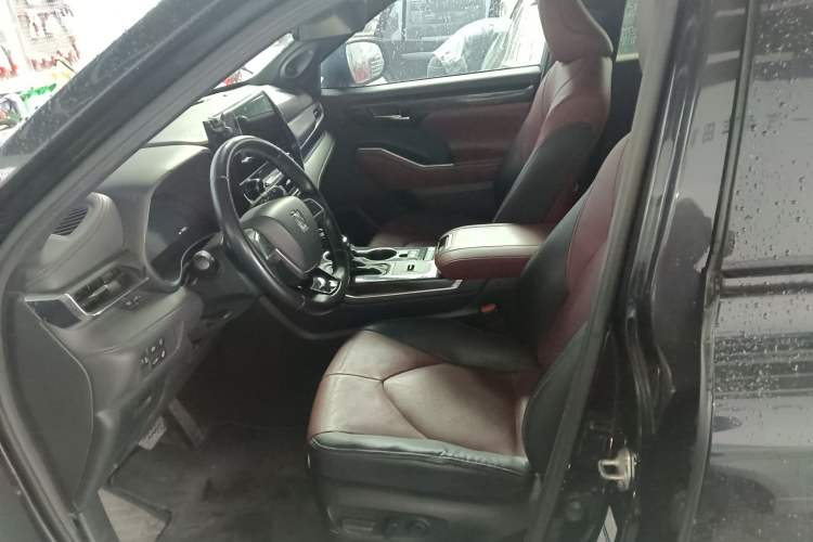 Used Toyota Crown Kluger 2021 2.5L HEV Four-Wheel Drive Flagship Edition Left Front Seat