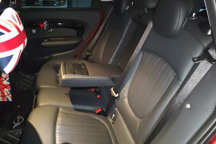 Used MINI Clubman 2019 2.0T COOPER S
