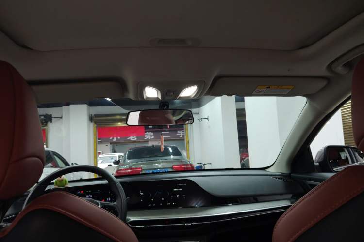 Used CHANGAN Eado 2023 Changan Edition PLUS Blue Whale NE 1.4T GDI DCT Prestige Version Headliner