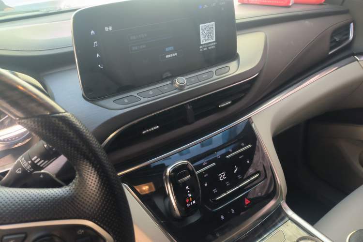 Used Buick GL8 2022 Land Cruiser Executive Class 652T Comfort Model
