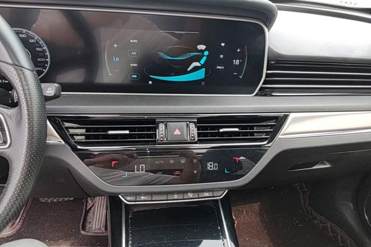 Used Hongqi HS5 2019 2.0T Smart Connect Flagship Edition
