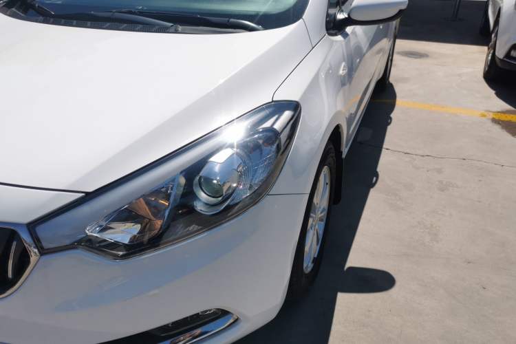 Used Kia K3 2015 1.6L Manual GL