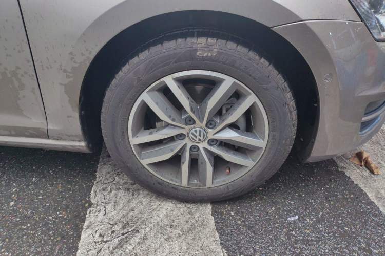 Used Volkswagen Golf 2017 230TSI Automatic Luxury Million-Vehicle Commemorative Edition
