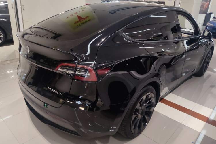 Used Tesla Model Y 2022 Rear-Wheel-Drive Version
