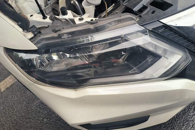 Used Nissan X-Trail 2017 2.0L CVT Comfort Edition 2WD Exterior 6