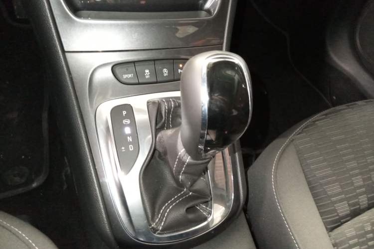 Used Buick Verano 2016 Hatchback 15S Automatic Ambition Model