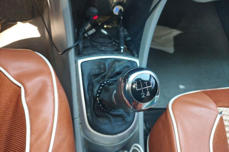 Used Hyundai Verna (older generation) 2010 Sedan 1.4L Manual Standard GL Model
