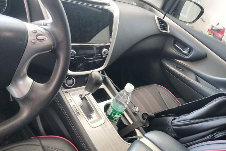 Used Nissan Murano 2019 2.5L XE Two-Wheel Drive Elite Version China VI Standard
