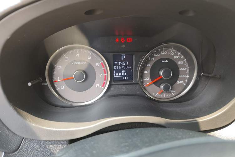 Used Subaru Forester 2014 2.5i Automatic Elite Edition Odometer Close Up