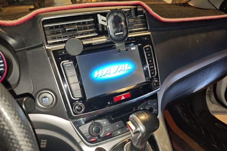 Used Haval H6 2016 Upgraded Model 1.5T Automatic Two-Wheel Drive Prestige Version
