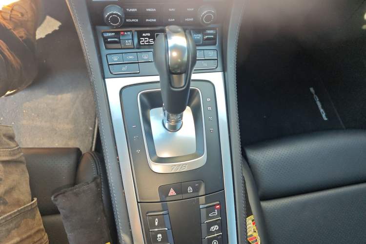 Used Porsche 718 2020 Cayman 2.0T
