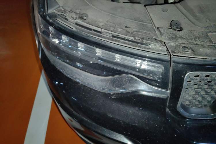 Used Jeep Grand Commander 2020 2.0T Two-Wheel Drive Elite Version Right Front Headlight