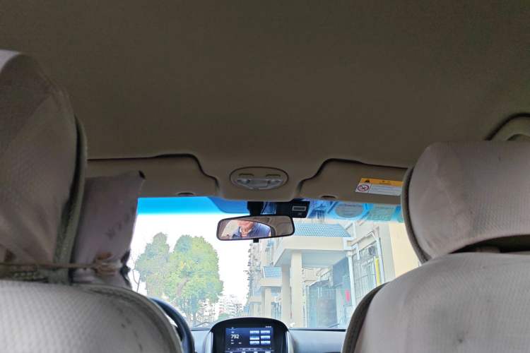 Used Buick Excelle 2013 1.5L Automatic Classic Model
