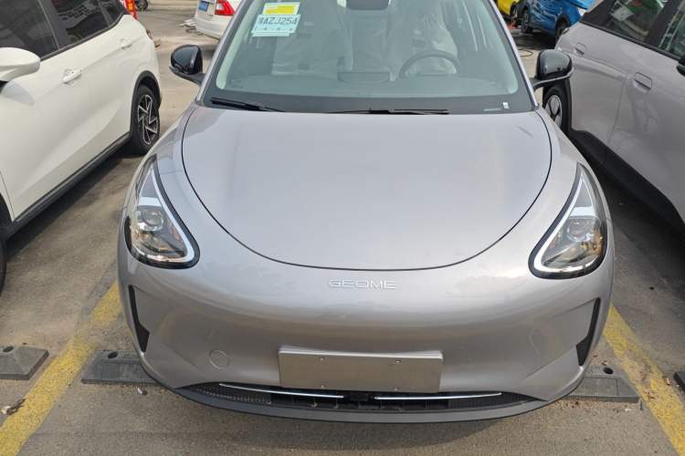 Used Geely Galaxy Geome 2026 Model 310km Youth Edition Front