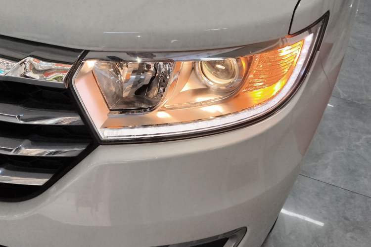 Used JAC Refine M3 2024 PLUS 2.0L HEV Smart Connect Edition