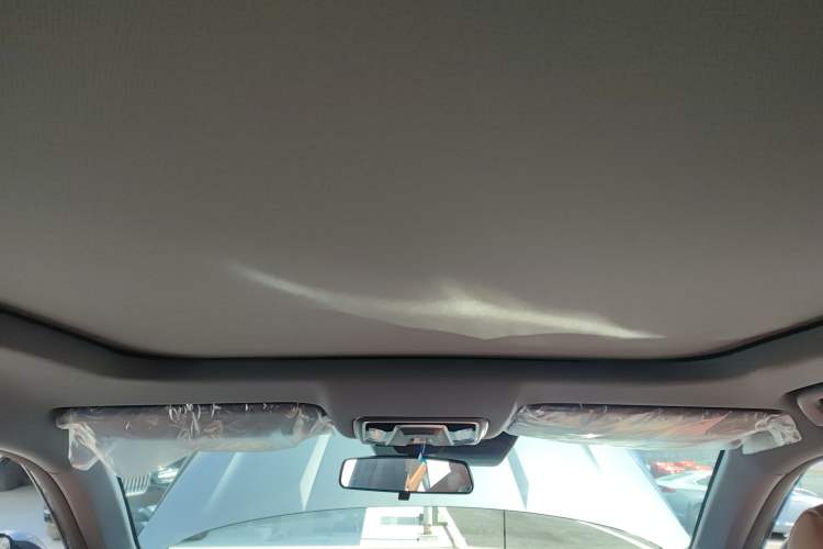 Used CHANGAN UNI-Z New Energy 2025 Model, Smart New Blue Whale 125km Battleship+ Version Headliner