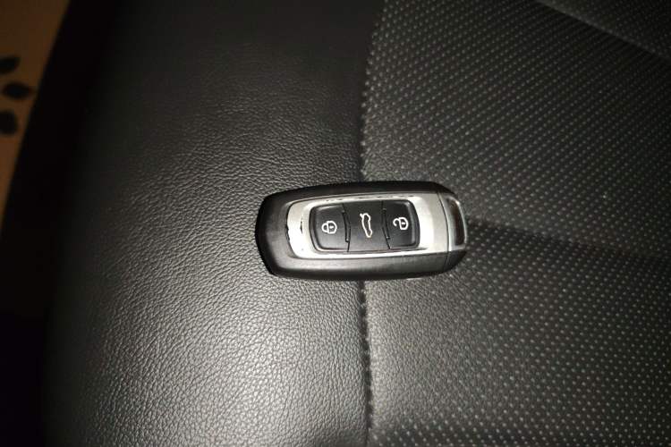 Used Geely Auto Vision X3 2020 1.5L CVT Luxury Model
