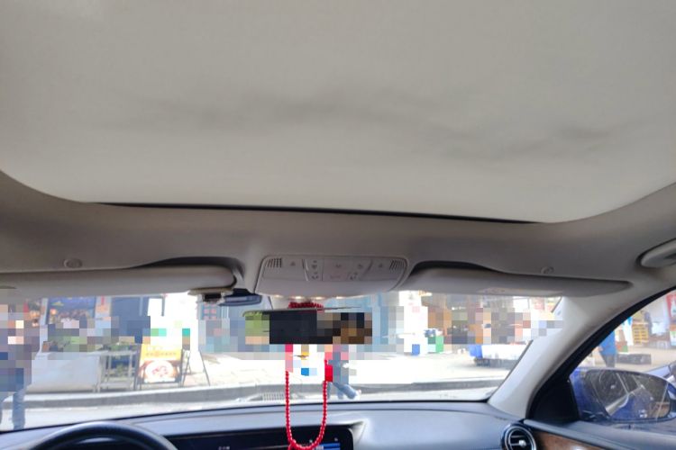 Used Mercedes-Benz E-Class 2018 E 300 L Luxury Model Headliner