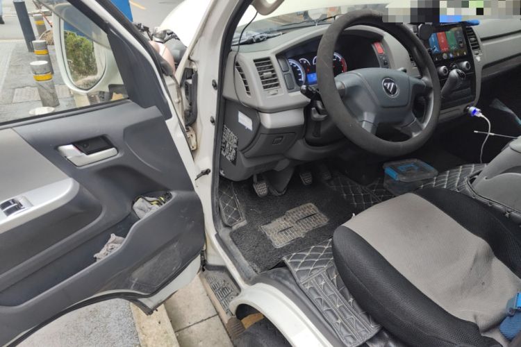 Used Foton Scenic G7 2020 2.4L Commercial Version Long Wheelbase High-Roof 6-Seater Business Vehicle China VI Emission Standard Model 4K22D4M