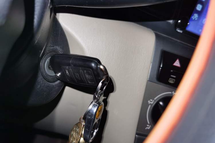 Used Toyota Corolla EX 2013 1.6L Manual Excellence Edition
