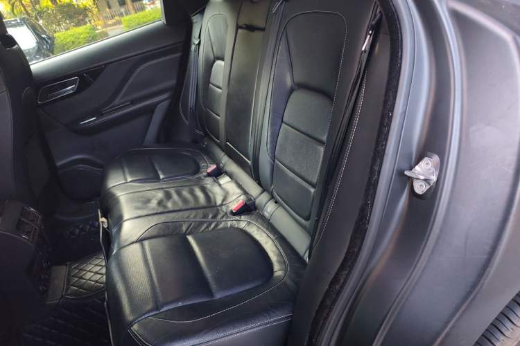 Used Jaguar F-PACE 2016 3.0 SC Four-Wheel Drive R-Sport Sport Edition
