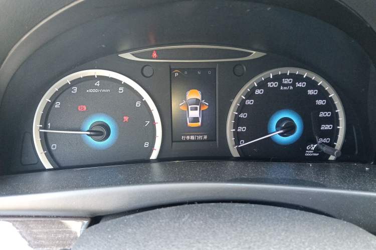 Used CHANGAN Raeton 2014 1.8T Automatic Prestige Anniversary Edition China IV Standard