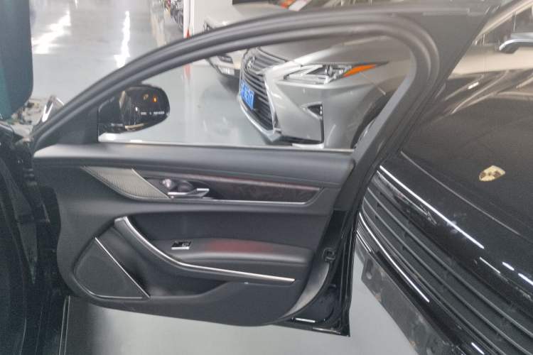 Used Jaguar XFL 2022 XFL 2.0T P250 Two-Wheel-Drive Prestige Luxury Edition