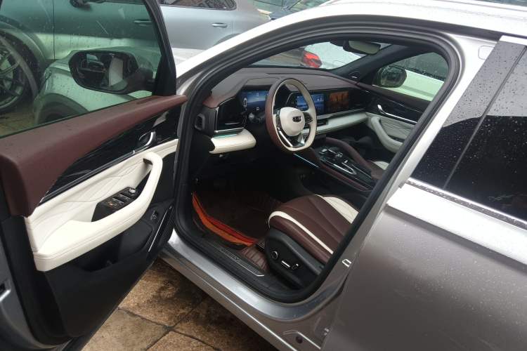 Used Geely Auto Monjaro L 2021 2.0TD DCT EVO Two-Wheel Drive Smart Luxury Version Driver Seat