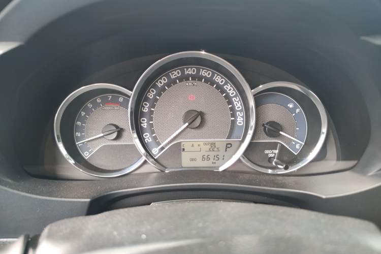 Used Toyota Corolla 2014 1.6L CVT GL Instrument Cluster