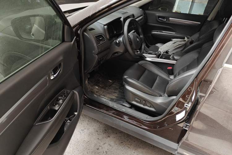 Used Renault Koleos 2017 2.5L Two-Wheel Drive Prestige Edition