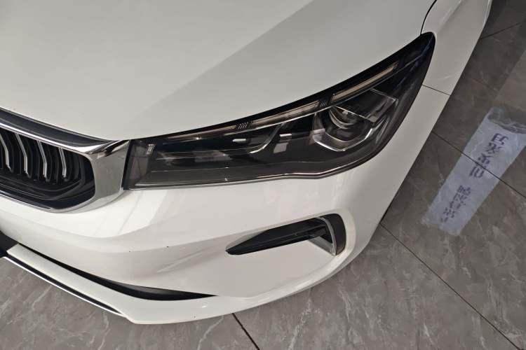 Used Geely Auto Emgrand 2023 4th Generation Champion Edition 1.5L CVT Luxury Model Left Front Headlight