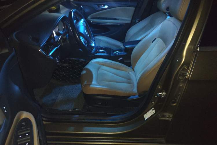 Used Buick Verano 2015 Sedan 20T Dual-Clutch Flagship Model
