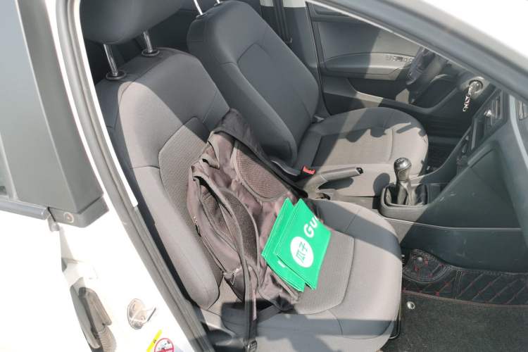 Used Volkswagen Santana 2015 1.6L Manual Fashion Edition Right Front Seat