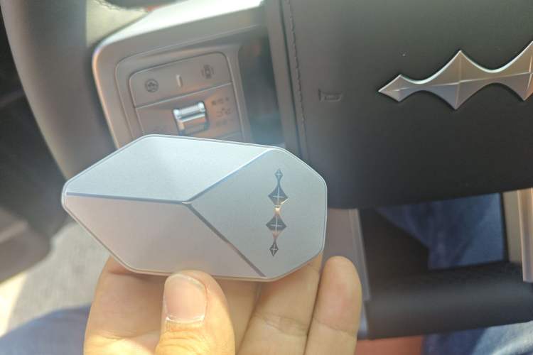 Used Formula Leopard Tai 7 2025 Model 190 km Four-Wheel Drive Ultra Edition
