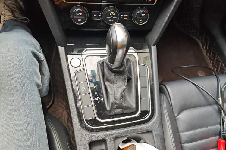 Used Volkswagen Magotan 2019 330TSI DSG Luxury Model China V Standard