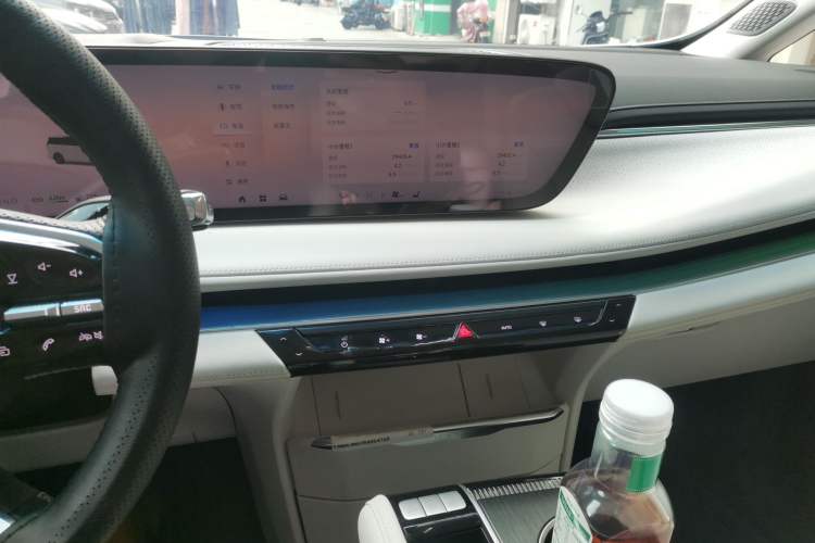 Used Buick GL8 New Energy 2024 Lu Zun Deluxe Edition 7-Seater
