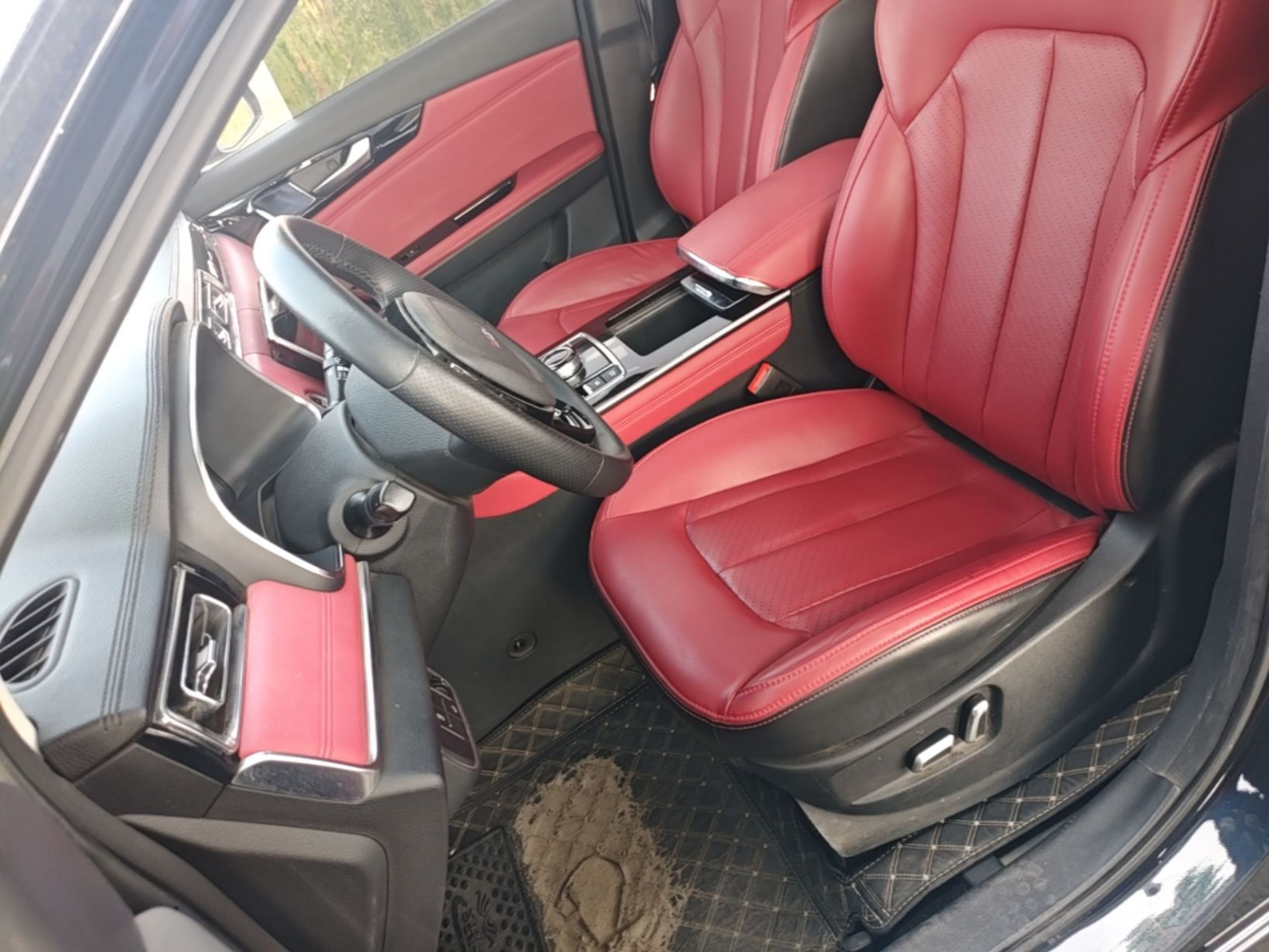 Interior delantero