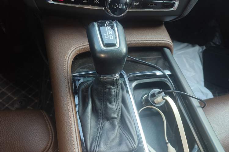 Used Volvo S90 2017 T4 Zhiyuan Edition