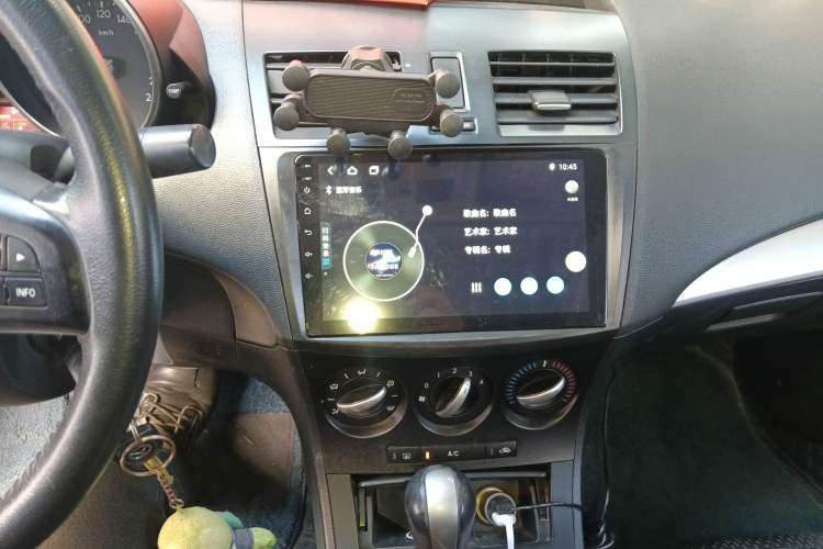 Used Mazda 3 2013 Sedan 1.6L Automatic Elite Model Audio And AC Panel