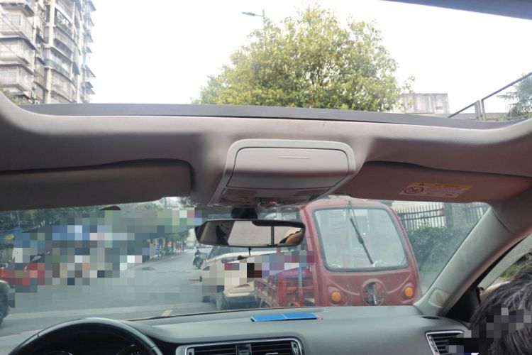 Used Volkswagen Sagitar 2018 1.6L Manual Comfort Model
