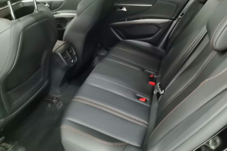 Used Peugeot 4008 2019 360THP BLACKPACK Obsidian Edition Left Rear Seat