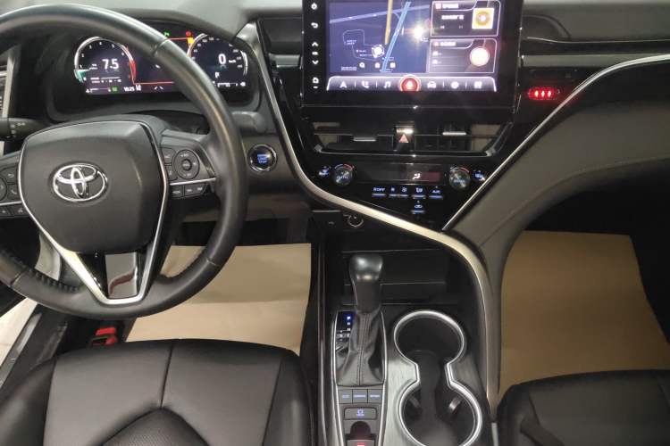 Used Toyota Camry 2023 2.5G Luxury Edition