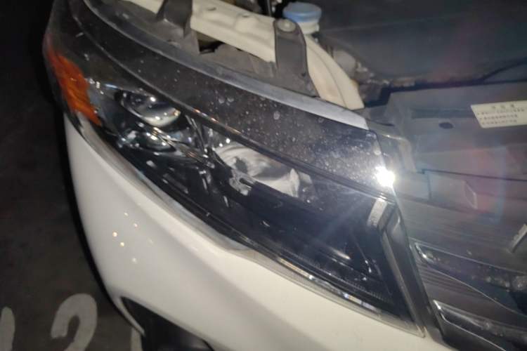 Used GAC Trumpchi GS3 2017 200T Automatic Elite Edition Right Front Headlight