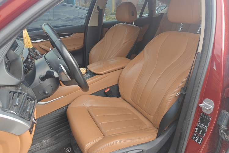 Used BMW X6 2015 xDrive35i Leading Model