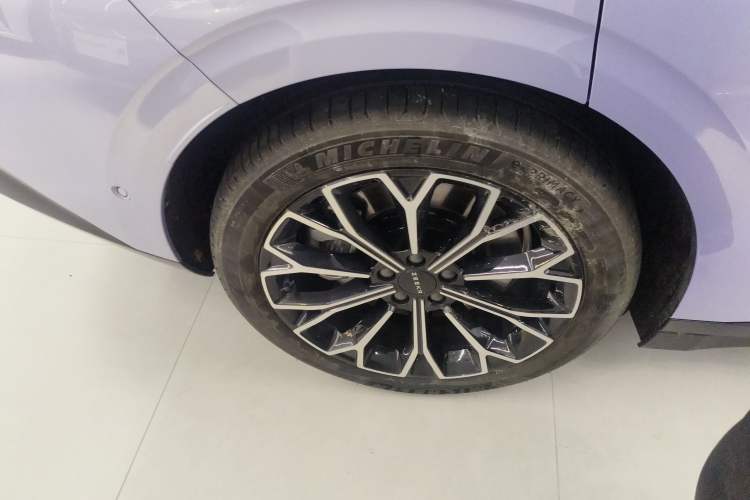 Used Zeekr 007 2025 Four-Wheel Drive Intelligent Driving Version 75 kWh
