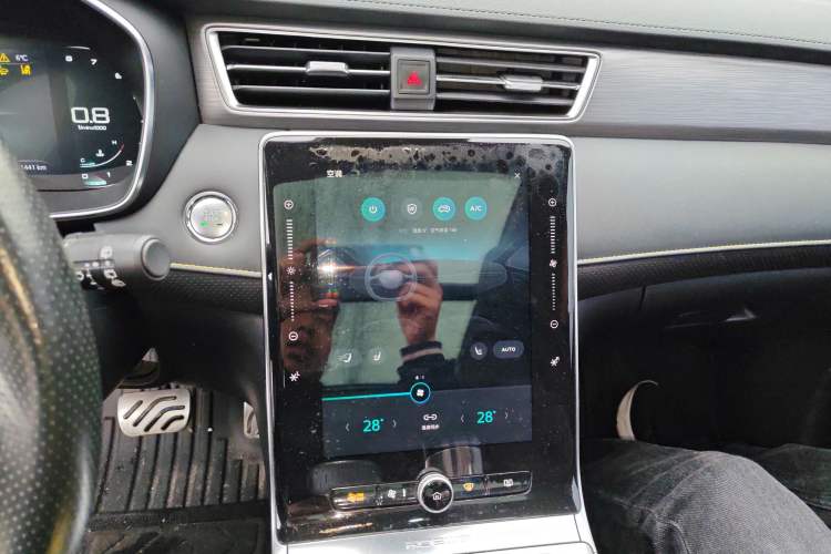 Used Roewe RX5 2020 PLUS 300TGI Automatic Ali National Style Ronglin Edition
